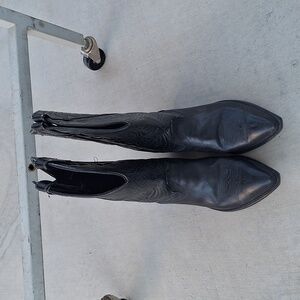Laredo black cowboy boots size 9 1/2